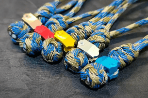 Paracord-Bracelet 3 knoted paracord bracelets